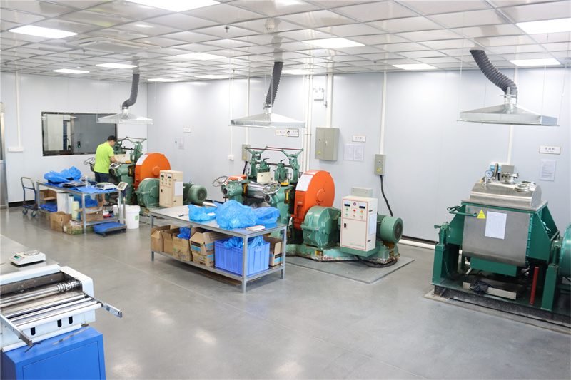 中山布娃娃廠家聯(lián)系方式