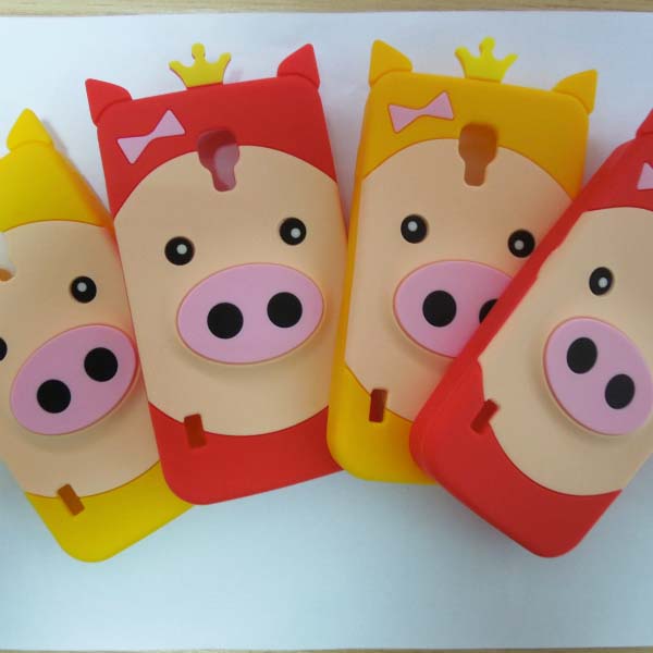 硅膠豬豬手機(jī)套